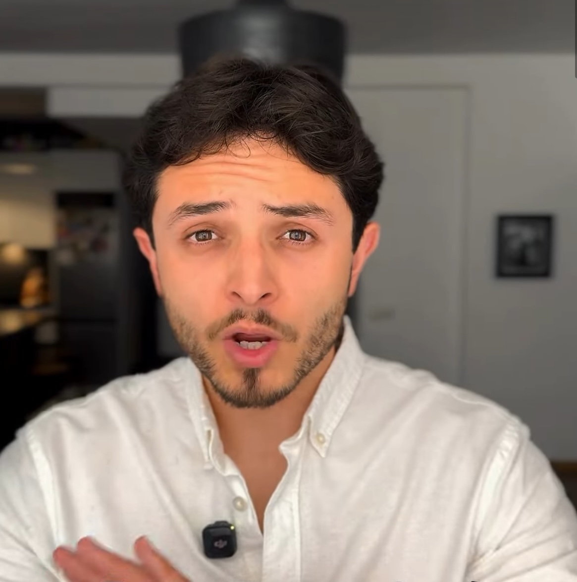 Reel periodístico con un toque de comedia